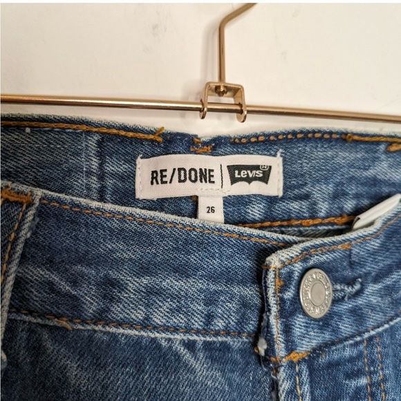 RE/DONE x LEVI’s Ultra High Flare Distressed Denim Size 26 INCREDIBLY RARE STYLE - Picture 4 of 12